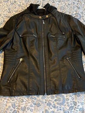Lock & Love Leather Jacket Size XL